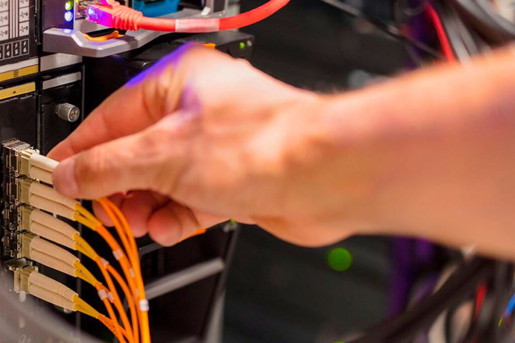 qué es el mantenimiento eléctrico industrial