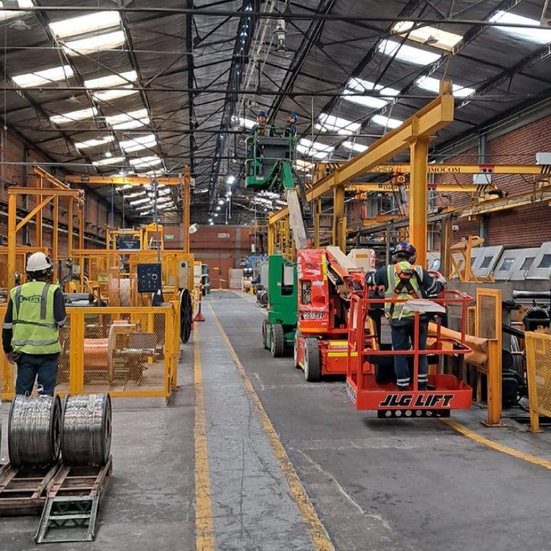 Nave industrial donde Enerted presta servicio de mantenimiento