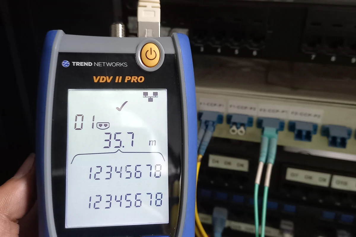 Certificación de un punto de datos con equipo de pruebas Trend Networks VDV II Pro